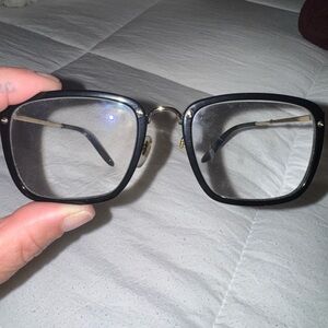 Gucci Black and Gold Women's frames